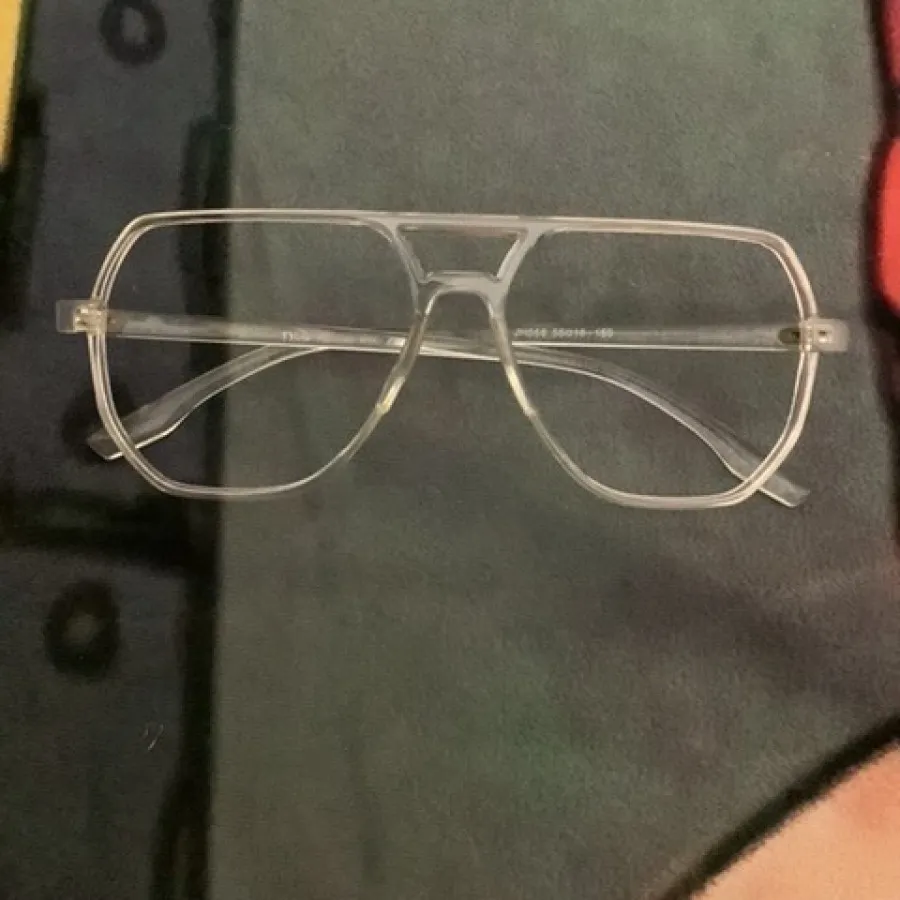 فریم عینک دیور