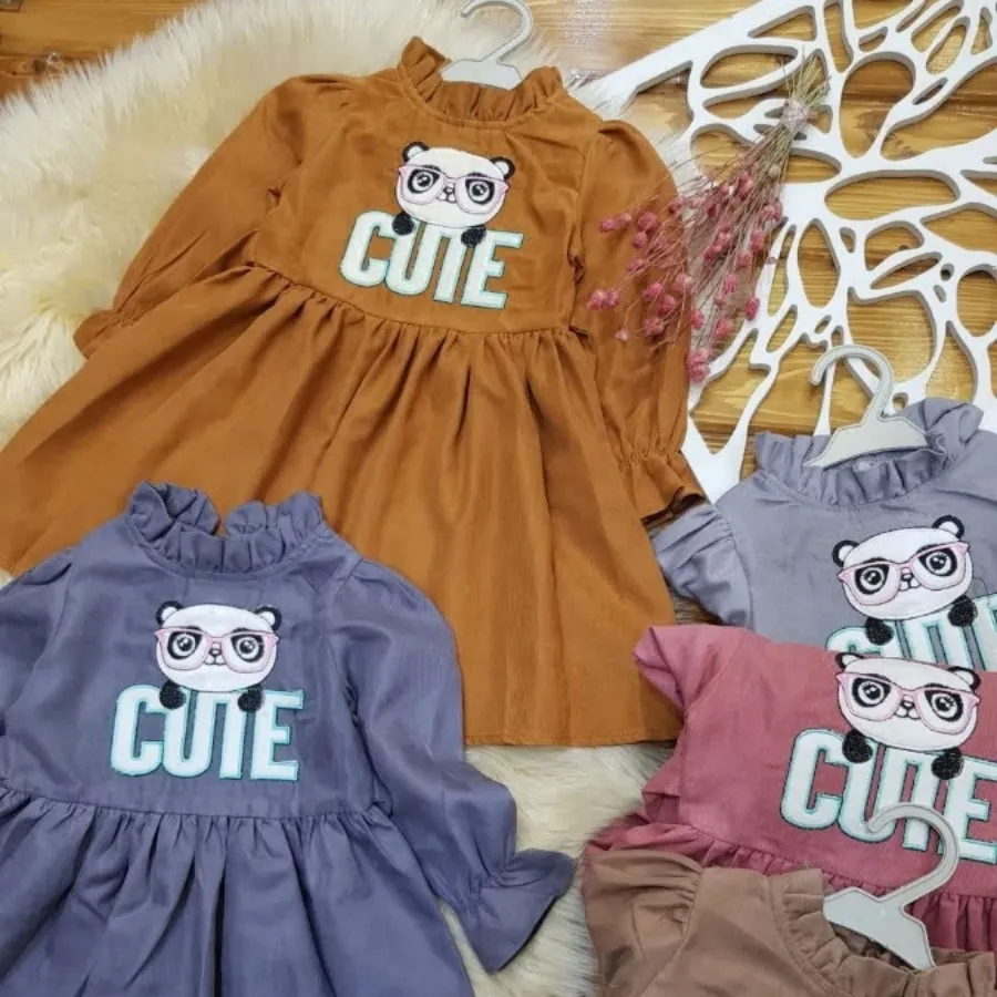 پیراهن دخترانه