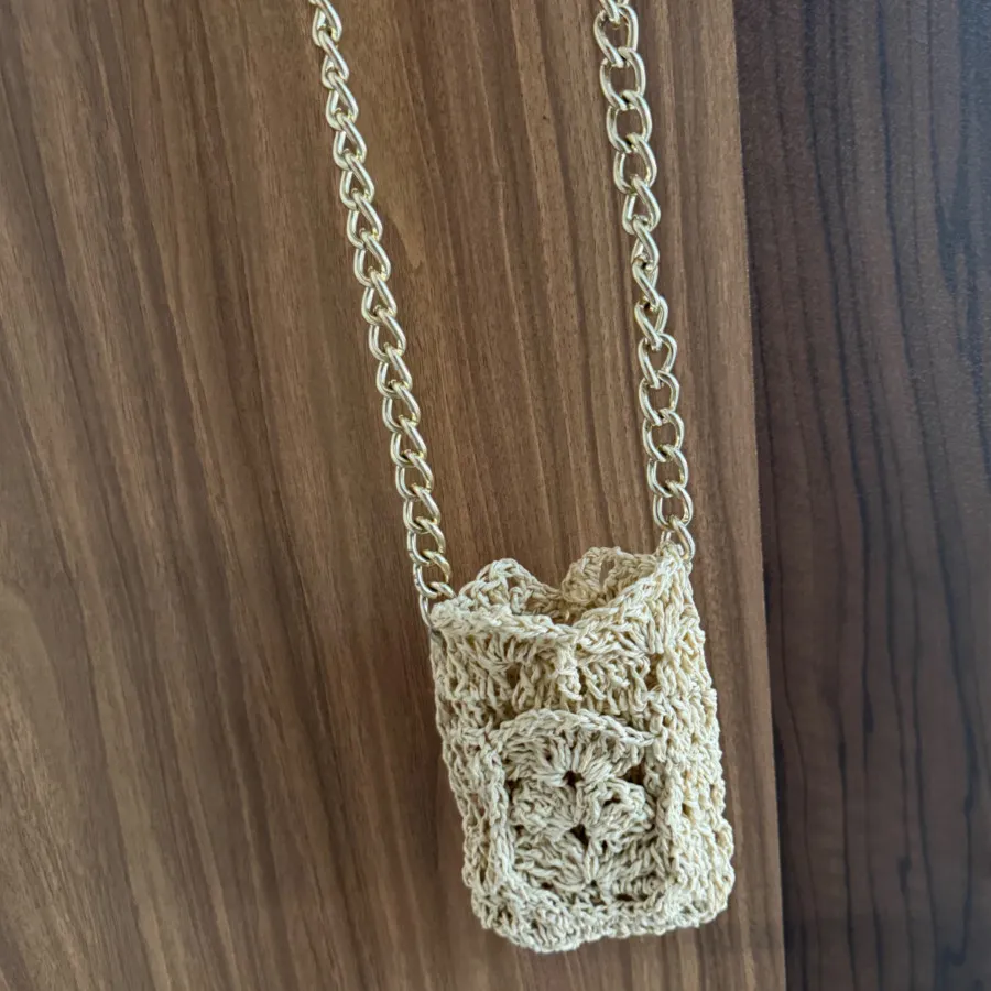 کیف زنجیر دار حصیر بافت