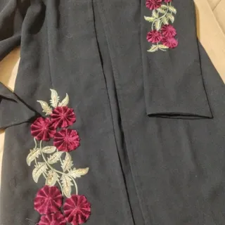 مانتو گلدوزی شده سایز 42
