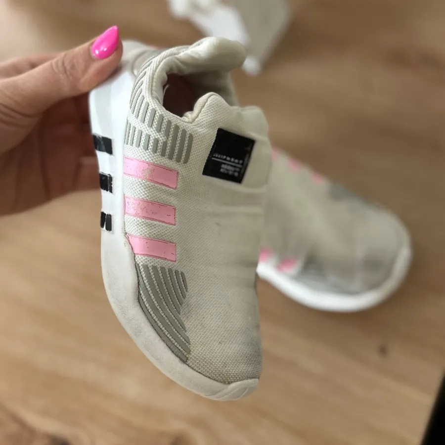 کفش ادیداس دخترونه