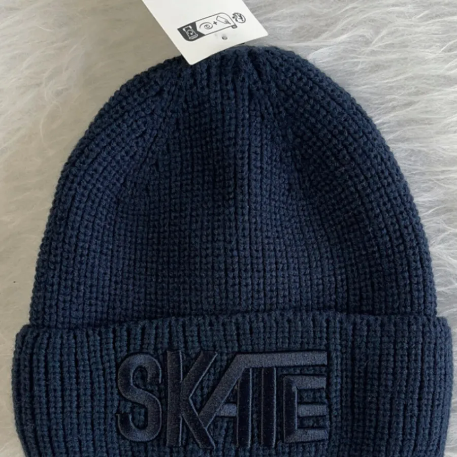 کلاه برندc&a