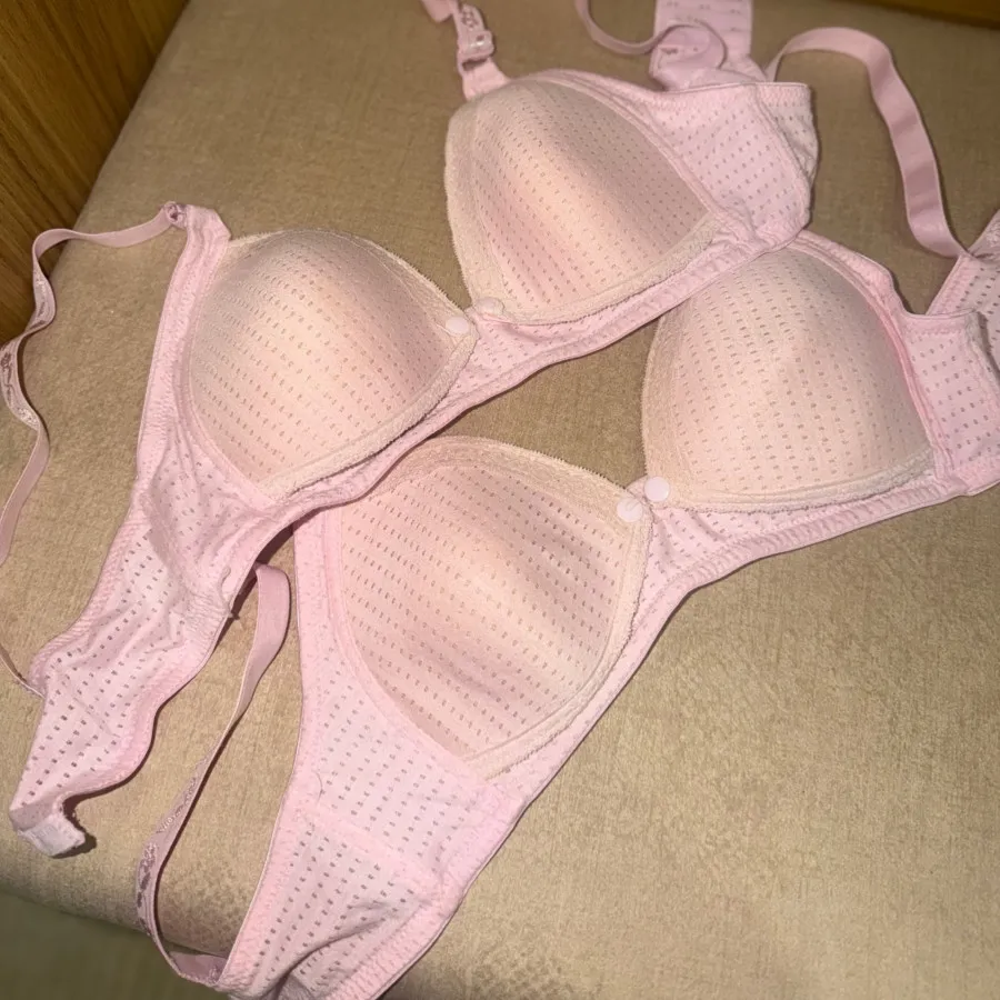 دو عدد سوتین شیردهی