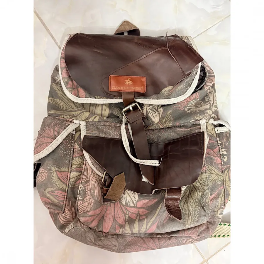 کوله دیوید جونز