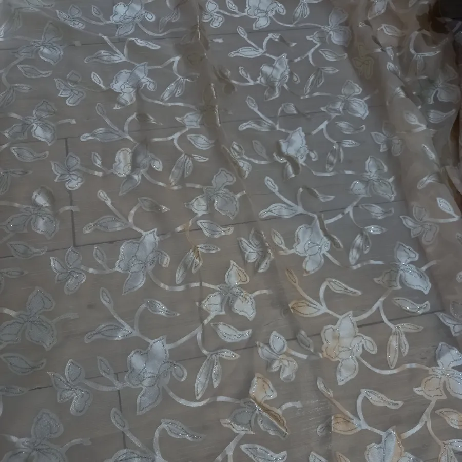 پارچه لباسی مجلسی