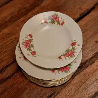 بشقاب گود گلسرخی