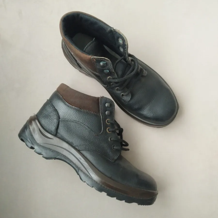 نیم بوت مردانه