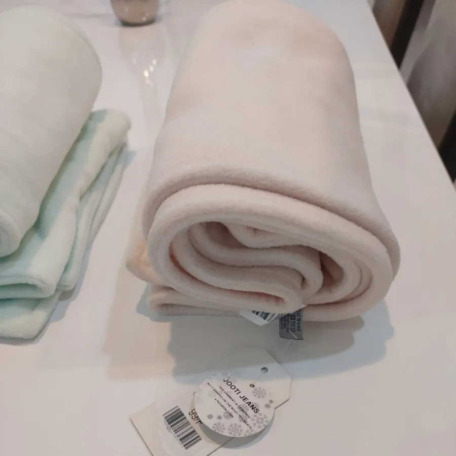 شالگردن برند jootiJean's