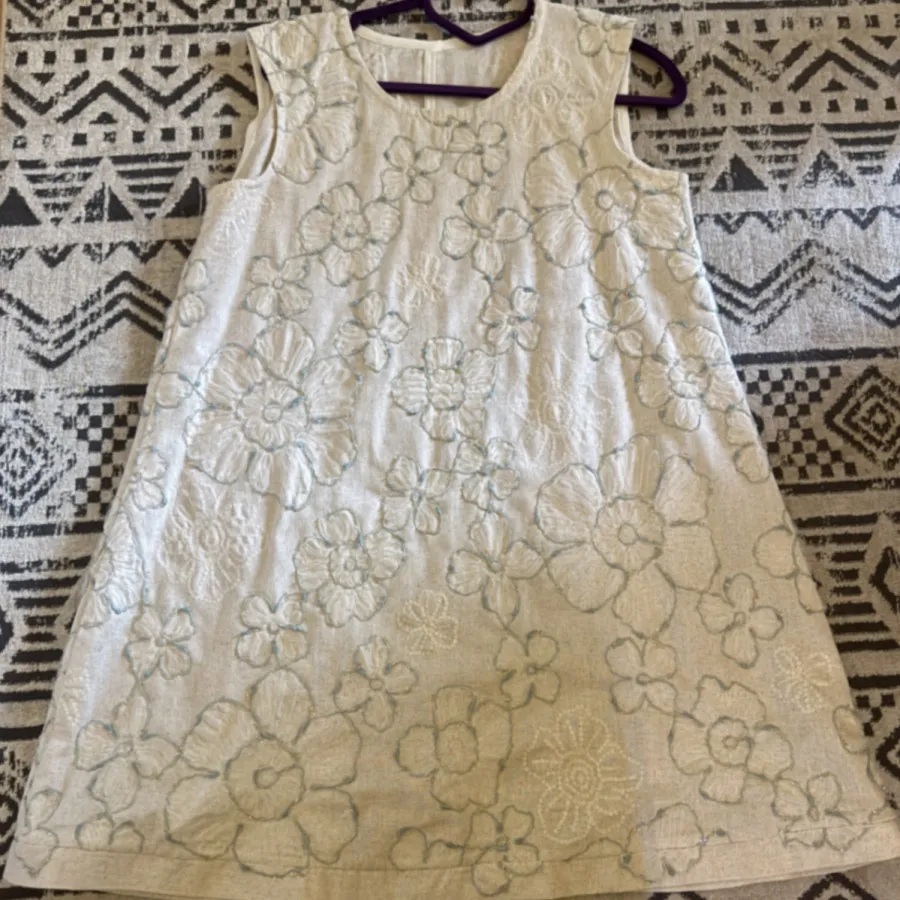 پیراهن دخترانه