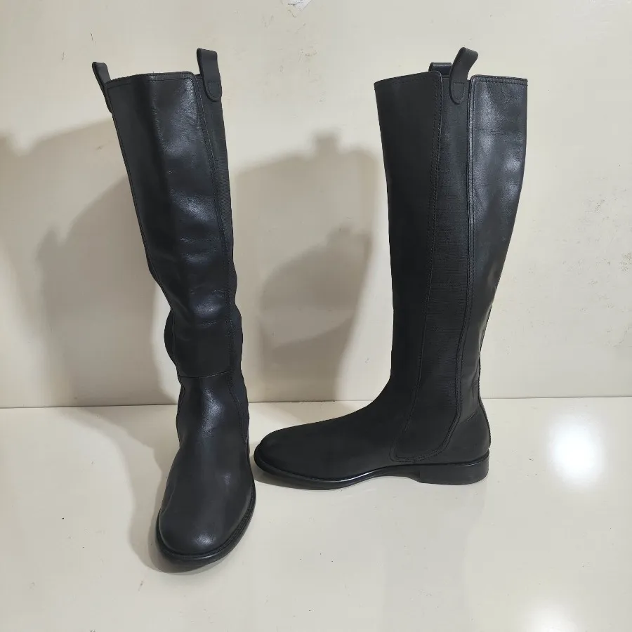 بوت وارداتی چرم