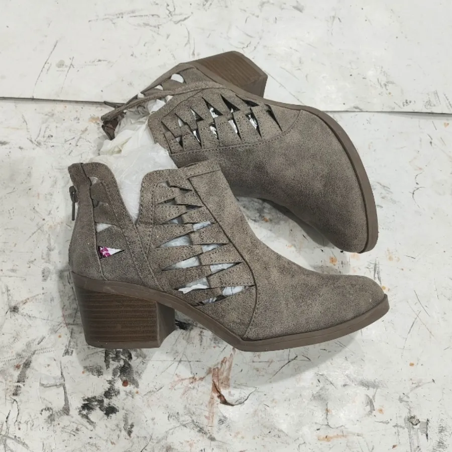 کفش خاص وارداتی