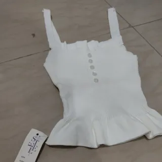 نیم تنه سفید