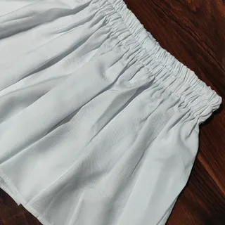 دامن کوتاه دخترانه