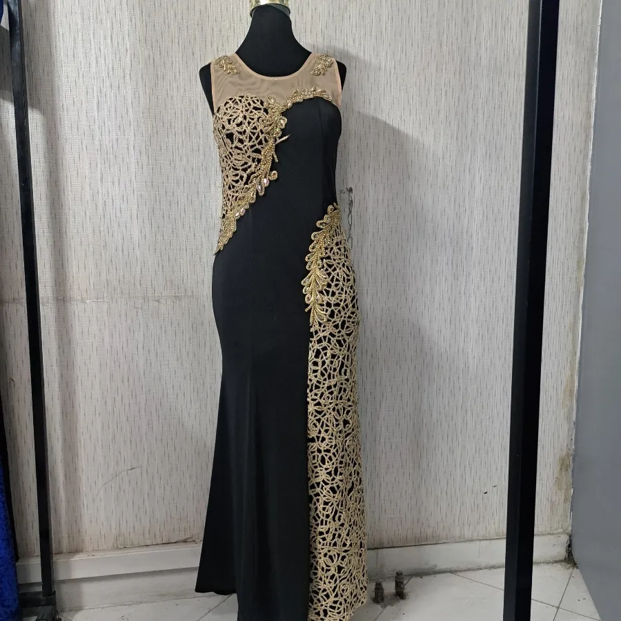 پیراهن بلند مجلسی مشکی