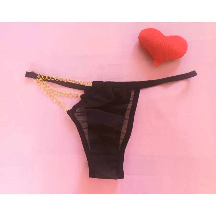 لباس زیر زنانه