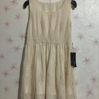 پیراهن توری گیپور