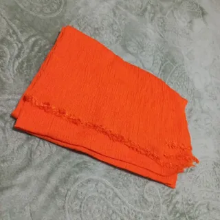 شال پفکی نارنجی