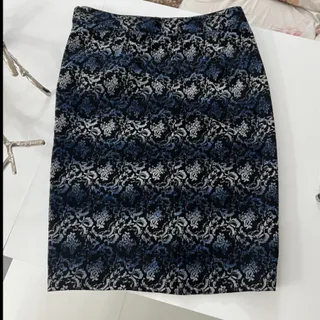 دامن طرح دار