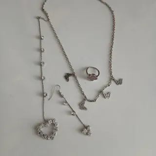 اکسسوری نگین دار