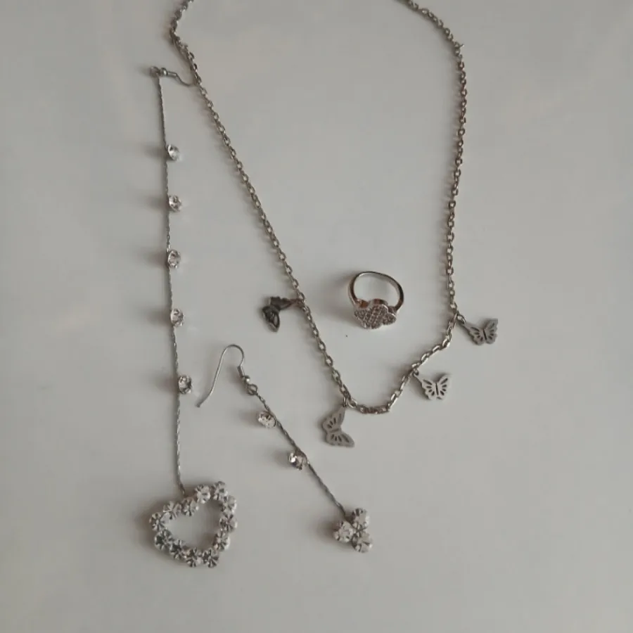 اکسسوری نگین دار