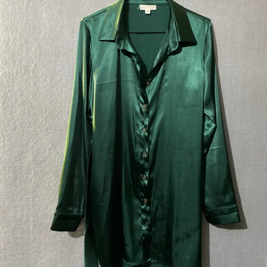 پیراهن ساتن