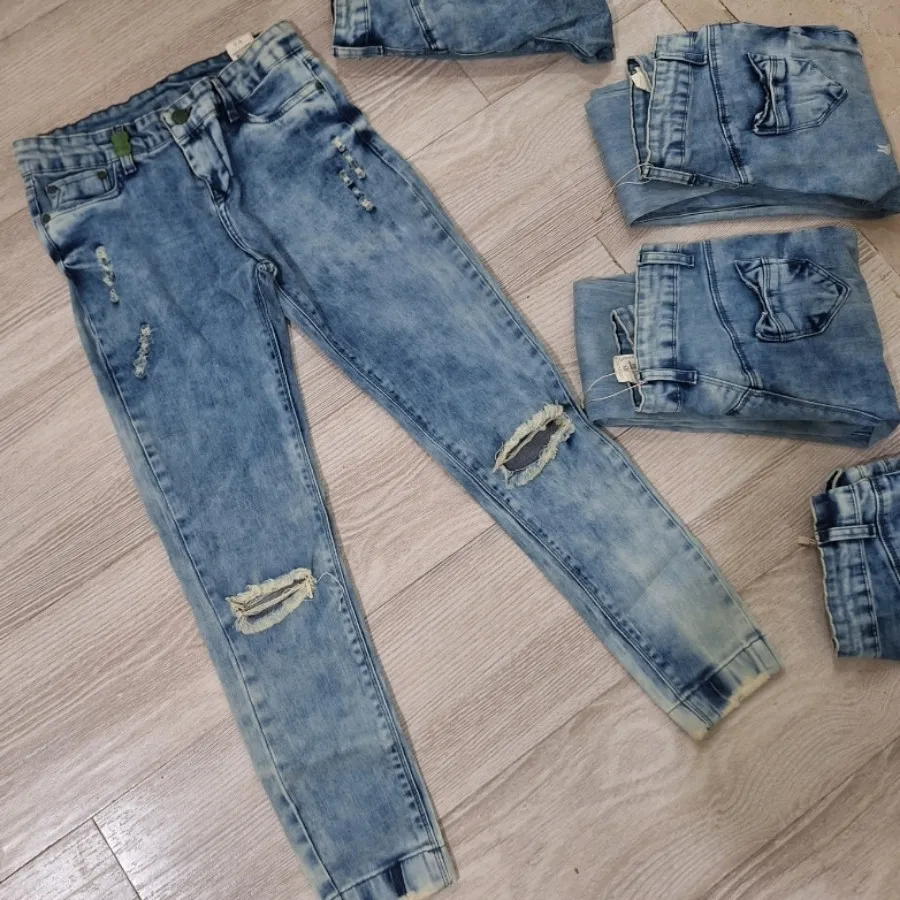 شلوار جین زنانه