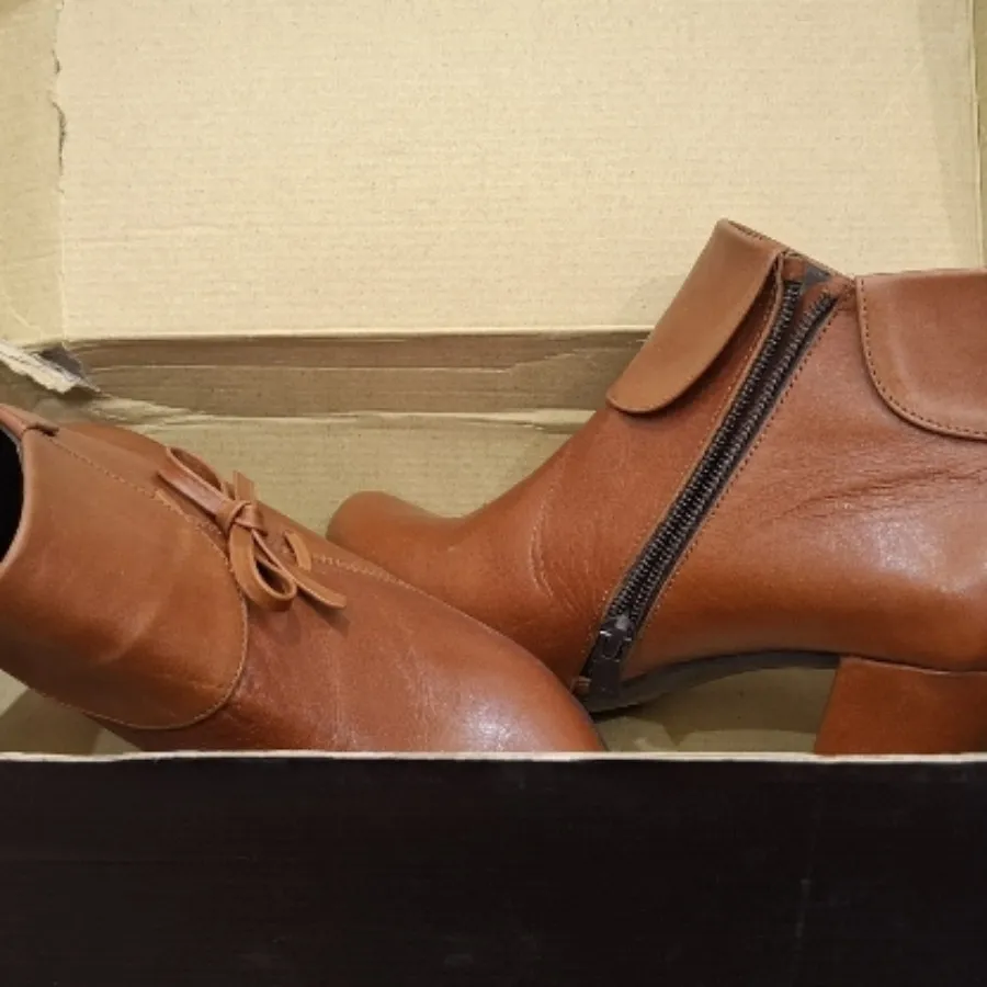 نیم بوت زنانه