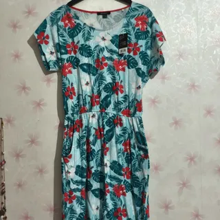 پیراهن گلدار نخی اسمارا