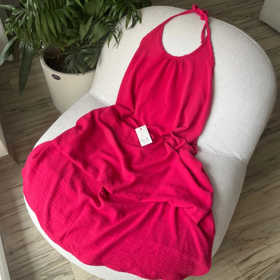 پیراهن پشت گردنی