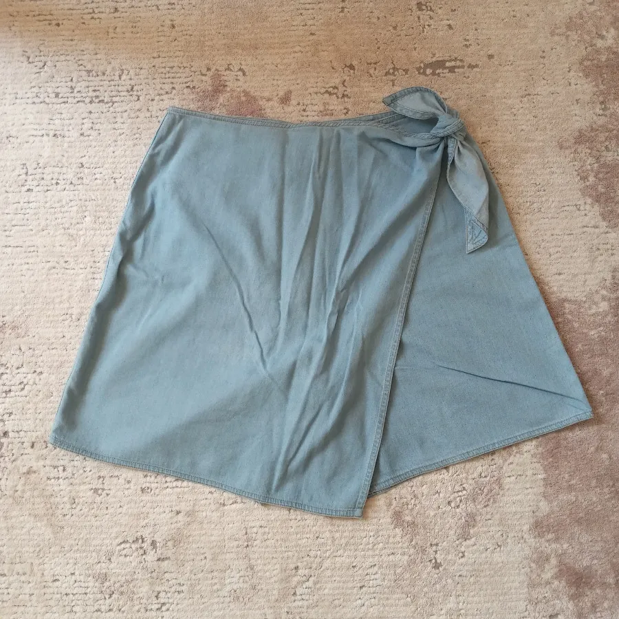 شلوارک دامنی