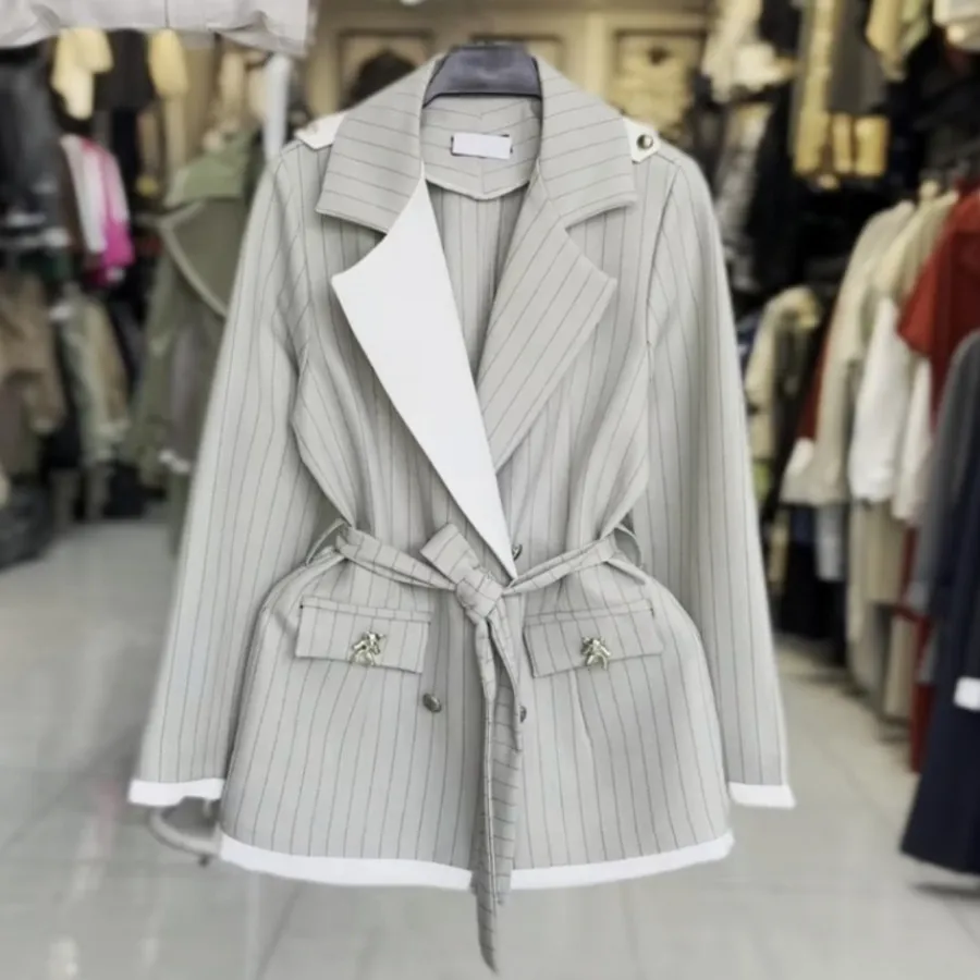 مانتو دیپلمات