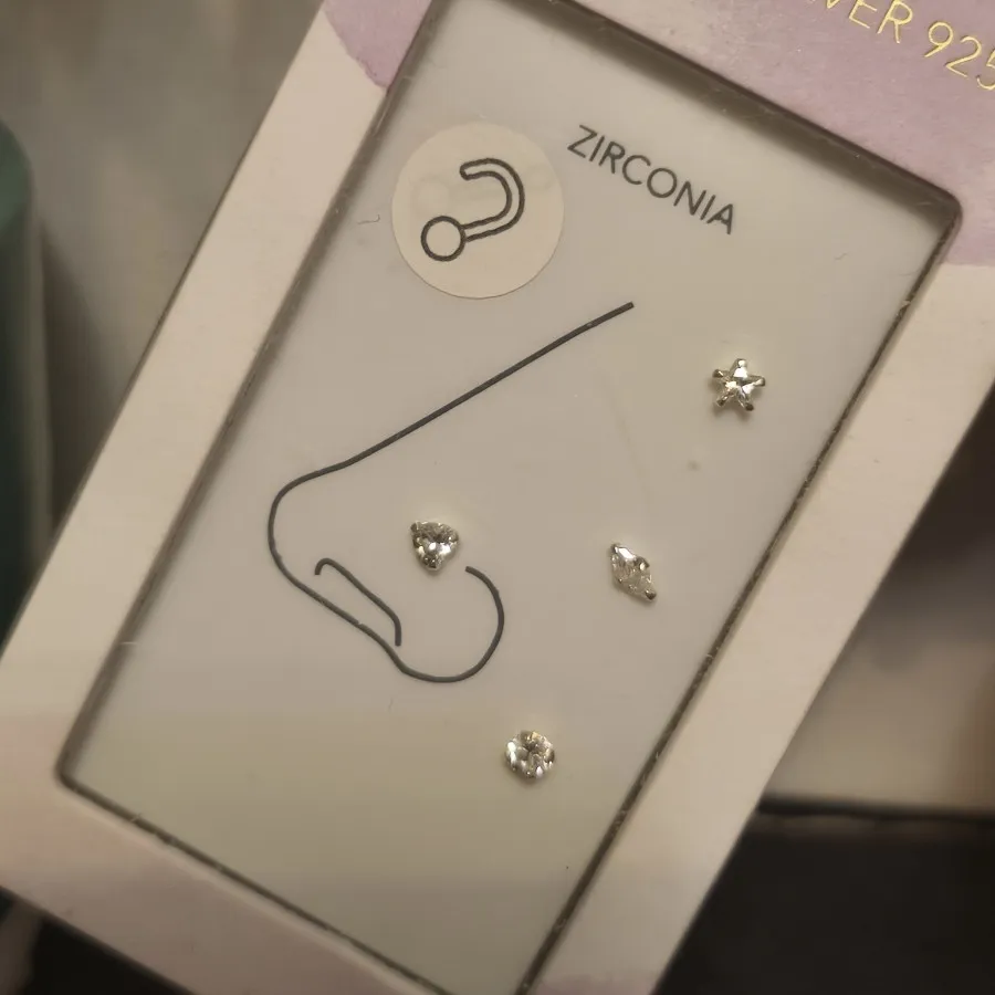 پیرسینگ بینی