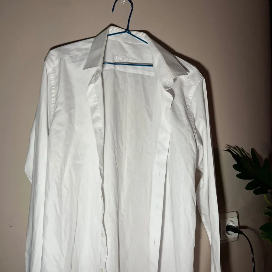 پیراهن مردانه