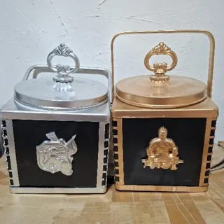 دوتا یخدان قدیمی