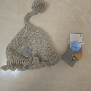 کلاه و جوراب دخترونه