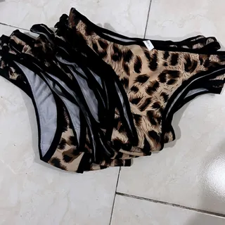 شورت وارداتی