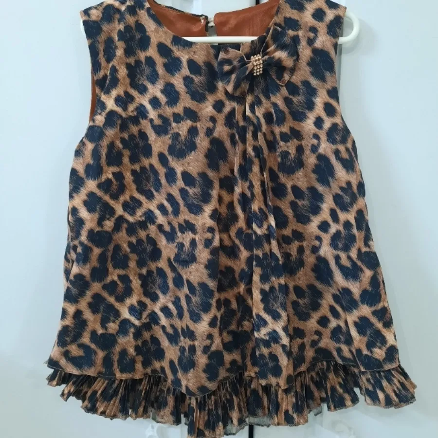 پیراهن دخترانه