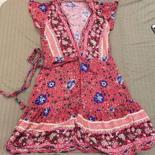 پیراهن دخترانه