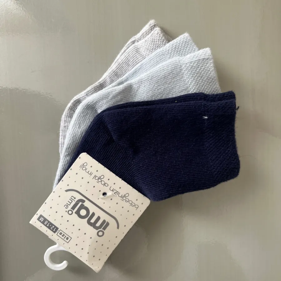 جوراب نوزادی