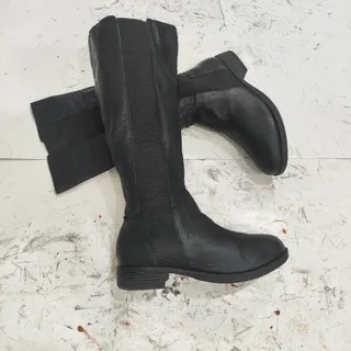 بوت وارداتی