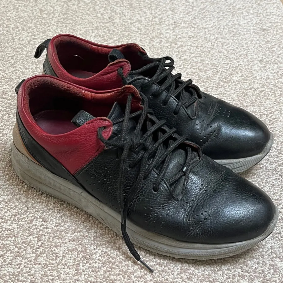 کفش چرم جی سی