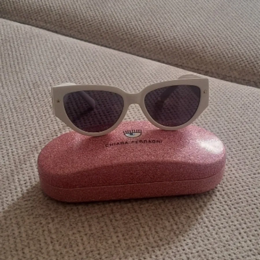 عینک کیارا فرانی