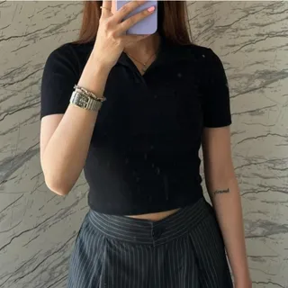 تیشرت یقه شکاری کراپ