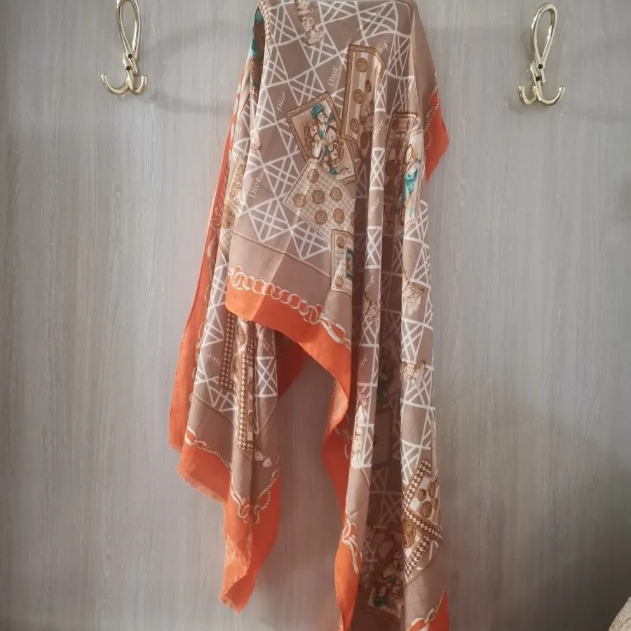 شال نخی پاییزه نارنجی کرم