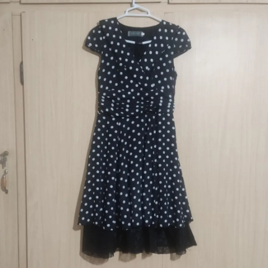 پیراهن دخترونه