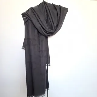 شال مشکی نخی