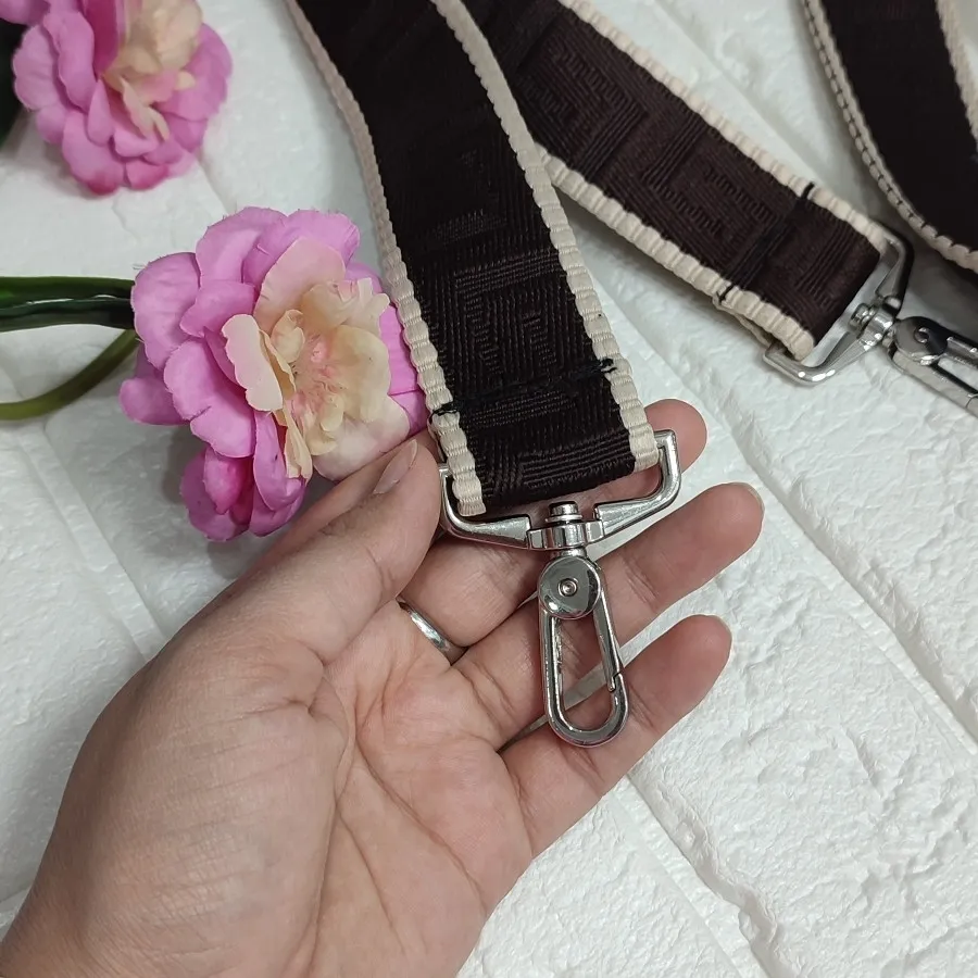 بند برزنتی طرحدار