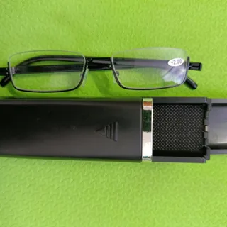 عینک مطالعه