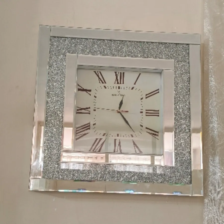ساعت دیواری آینه کاری