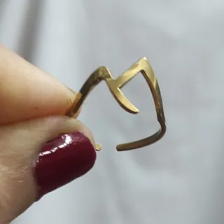 انگشتر کوه نماد استقامت